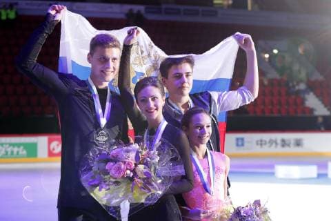 Winners of Pairs, Natalia Zabiiako and Alexander Enbert, RUS (L) and 3.rd Daria Pavliuchenko and Denis Khodykin, RUS (R) at the podium during Figure skating Eiskunstlauf ISU GP Helsinki 2018 - Day 2 at the Helsinki Arena 03. November 2018 in Helsinki, Finland. (Matti Matikainen Newspix24)  Copyright: xMattixMatikainenx NP24_00427784
