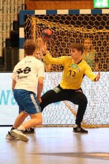 Handball Handball 3 League North 2018 2019 Handball Sports Club Hamburg vs TSV Bayer Dormagen Tim Wieling Dormagen Goalkeeper Marcel Kokoszka Hamburg 7m not held Sporthalle Hamburg Hamburg Hamburg