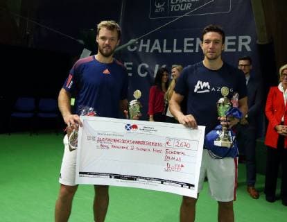 04 11 2018 Tennis ATP Challenger Cup Bauer Watertechnology Cup 2018 International German Indoor Championships Final Double DaMa Joy Joy Jubilee after the end of the game Kevin Krawietz GER Andreas Mies GER hold cups and winners cheque