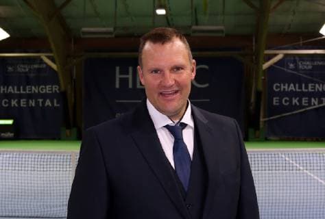 04 11 2018 Tennis ATP Challenger Cup Bauer Watertechnology Cup 2018 International German Indoor Championships Final Double DaMa single photo single portrait portrait head portrait Marcus Slany