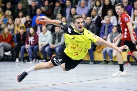 04 11 2018 xmzx Handball 3 League SG Bruchköbel TV Erlangen Bruck v l Max Panther Bruchköbel Bruchköbel Hessen Germany DEU