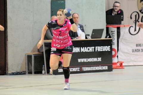 Marlene Zapf TusSies Metzingen 2 TusSies Metzingen Handball HBF EHF Cup League 04 11 2018 photo TBaur Eibner TusSies Metzingen vs VfL Oldenburg Metzingen Copyright: xEIBNER TobiasxBaurx EP_TBR