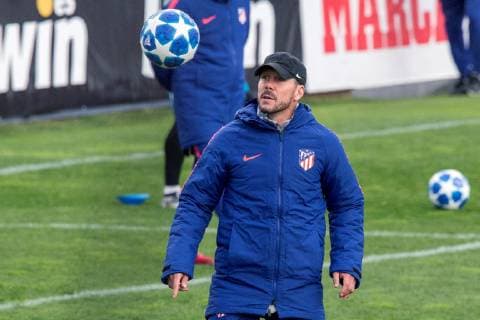 Atletico Madrid s head coach Diego Simeone leads a training session of the team at the Wanda Sports City in Madrid, Spain, 05 November 2018, on the eve of a UEFA Champions League soccer match between Atletico Madrid and Borussia Dortmund at the Wanda Metropolitan stadium in Madrid. Atletico Madrid training session !ACHTUNG: NUR REDAKTIONELLE NUTZUNG!  Copyright: xRodrigoxJiménezx GRAF1989 20181105-636770364995544372