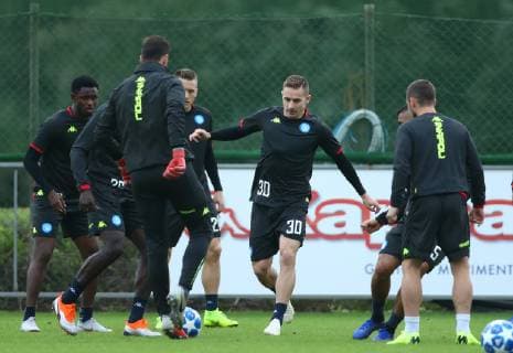November 5, 2018 - Naples, Italy - SSC Napoli training : UEFA Champions League Group C .Piotr Zielinski of Napoli at Center of Castel Volturno in Naples, Italy on November 5, 2018. SSC Napoli Training Session And press conference PK Pressekonferenz  - ZUMAn230 20181105_zaa_n230_131 Copyright: xMatteoxCiambellix