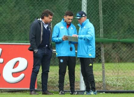 November 5, 2018 - Naples, Italy - SSC Napoli training : UEFA Champions League Group C .Napoli trainer Carlo Ancellotti with his son and assistant Davide and the director Cristiano Giuntoli at Sport Center of Castel Volturno in Naples, Italy on November 5, 2018. SSC Napoli Training Session And press conference PK Pressekonferenz  - ZUMAn230 20181105_zaa_n230_137 Copyright: xMatteoxCiambellix