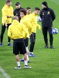 Axel Witsel Borussia Dortmund 28 Training Atletico Madrid vs. Borussia Dortmund Football Champions League Group Phase 05 11 2018 Training Atletico Madrid vs. Borussia Dortmund Football Champions League Group Phase 05 11 2018 Madrid Copyright: xLanger Eibner-Pressefotox EP_HLR