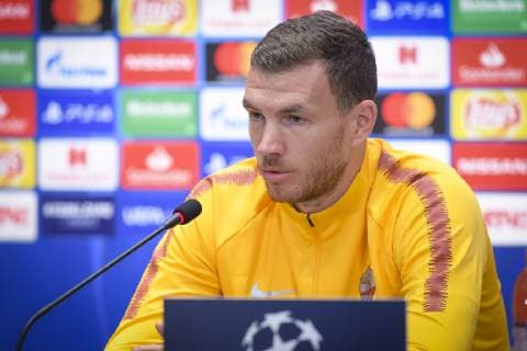 Fußball, CL, AS Rom PK Photo Fabio Rossi AS Roma LaPresse 06 11 2018 Moscow (Russia) Soccer press conference PK Pressekonferenz for the presentation of the champions league match between CSKA Mosca and AS Roma In the pic: Edin Dzeko  Copyright: xFabioxRossi ASxRoma xLaPresse Fax