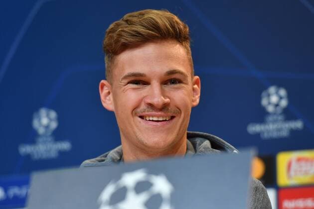 Joshua KIMMICH Bayern Muenchen laughing laughing laughing optimistic good-humoured single picture cut single motif portrait portrait press conference FC Bayern Muenchen before the Champions League match against AEK Athens football on 06 11 2018