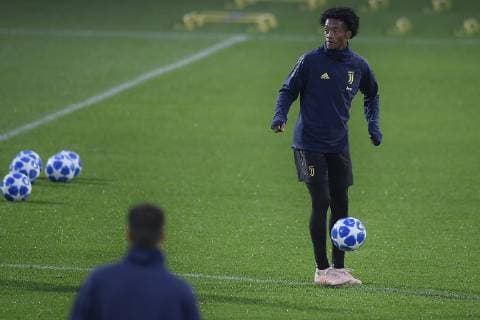 Fußball, CL, Juventus Turin Training Photo LaPresse - Fabio Ferrari November 06, 2018 Turin, Italy soccer Juventus fc session training day before Juventus Fc vs Manchester United ManU - Uefa Champions League 2018 2019 - Allianz Stadium - Group H. In the pic:Juan Cuadrado  Copyright: xFabioxFerrari LaPressex