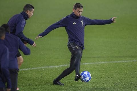 Fußball, CL, Juventus Turin Training Photo LaPresse - Fabio Ferrari November 06, 2018 Turin, Italy soccer Juventus fc session training day before Juventus Fc vs Manchester United ManU - Uefa Champions League 2018 2019 - Allianz Stadium - Group H. In the pic:Dybala  Copyright: xFabioxFerrari LaPressex