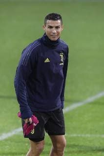 Fußball, CL, Juventus Turin Training Photo LaPresse - Fabio Ferrari November 06, 2018 Turin, Italy soccer Juventus fc session training day before Juventus Fc vs Manchester United ManU - Uefa Champions League 2018 2019 - Allianz Stadium - Group H. In the pic:Cristiano Ronaldo  Copyright: xFabioxFerrari LaPressex