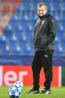 Coach of Viktoria in action during the training session prior to 4th round Football Champions League group G match: Viktoria Plzen vs Real Madrid in Pilsen, Czech Republic, November 6, 2018. (CTKxPhoto MiroslavxChaloupka) CTKPhotoP201811060852901  cha07