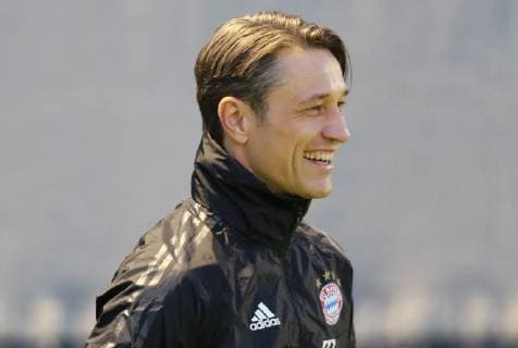 Coach Niko Kovac in a good mood Football FC Bayern Munich Final training before the CL game against AEK Athens FC 06 11 2018 DFL UND DFB REGULATIONS PROHIBIT ANY USE OF PHOTOGRAPHS AS IMAGE SEQUENCES AND OR QUASI VIDEO