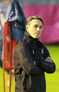 Coach Niko Kovac thoughtfully football FC Bayern Munich final training before the CL match against AEK Athens FC 06 11 2018 DFL AND DFB REGULATIONS PROHIBIT ANY USE OF PHOTOGRAPHS AS IMAGE SEQUENCES AND OR QUASI VIDEO