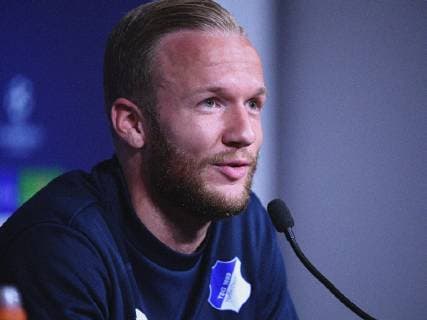 06 11 2018 xmeix Football UEFA Champions League Press Conference Final Training Olympique Lyon TSG 1899 Hoffenheim emspor v l Kevin Vogt TSG 1899 Hoffenheim DFL DFL REGULATIONS PROHIBIT ANY USE OF PHOTOGRAPHS as IMAGE SEQUENCES and or QUASI VIDEO Lyon prio:1