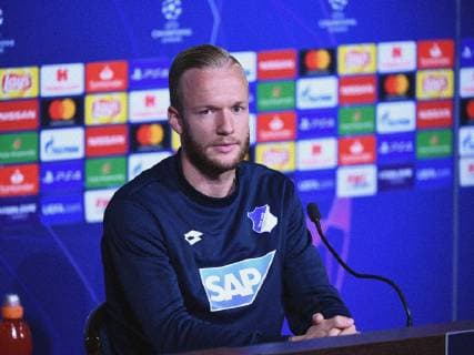 06 11 2018 xmeix Football UEFA Champions League Press Conference Final Training Olympique Lyon TSG 1899 Hoffenheim emspor v l Kevin Vogt TSG 1899 Hoffenheim DFL DFL REGULATIONS PROHIBIT ANY USE OF PHOTOGRAPHS as IMAGE SEQUENCES and or QUASI VIDEO Lyon prio:1