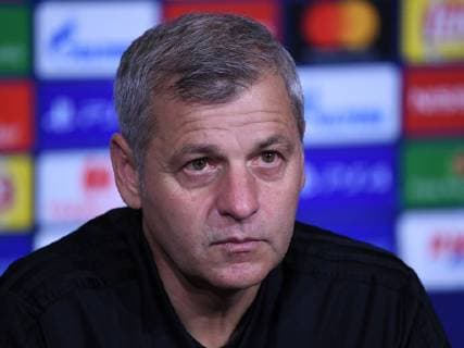 06 11 2018 xmeix Football UEFA Champions League Press Conference Final Training Olympique Lyon TSG 1899 Hoffenheim emspor v l Coach Bruno Genesio Olympique Lyon DFL DFB REGULATIONS PROHIBIT ANY USE OF PHOTOGRAPHS as IMAGE SEQUENCES and or QUASI VIDEO Lyon prio:1