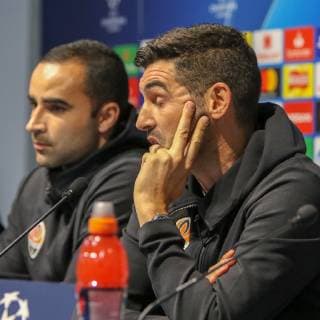 Shakhtar Donetsk press conference PK Pressekonferenz Nuno Campos, manger and Ismaily Goncalves dos Santos of Shakhtar Donetsk during a press conference at the Etihad Stadium, Manchester Content Not Available For UK Newspapers Copyright: xStevexMcCormickx FIL-12510-0006