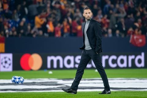 06 11 2018 xkvx Football UEFA Champions League FC Schalke 04 Galatasaray Istanbul emspor v l Coach Domenico Tedesco S04 Schalke 04 DFL DFB REGULATIONS PROHIBIT ANY USE OF PHOTOGRAPHS as IMAGE SEQUENCES and or QUASI VIDEO Gelsenkirchen