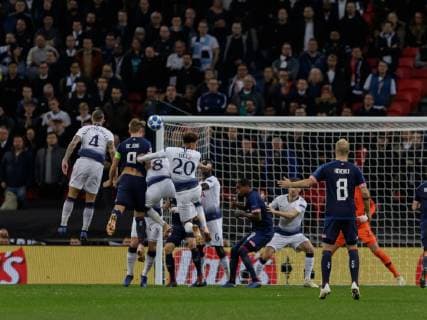 Football - 2017 2018 UEFA Champions League - Group B: Tottenham Hotspur vs. PSV Eindhoven Luuk de Jong (PSV Eindhoven) puts PSV ahead at Wembley Stadium. COLORSPORT DANIEL BEARHAM  csp_tot_psv_061118_