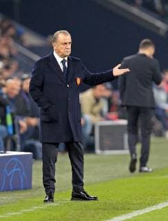 06 11 2018 xovx Soccer UEFA Champions League FC Schalke 04 Galatasaray Istanbul emspor Coach Fatih Terim Galatasaray Istanbul Freisteller DFL DFB REGULATIONS PROHIBIT ANY USE OF PHOTOGRAPHS as IMAGE SEQUENCES and or QUASI VIDEO Gelsenkirchen