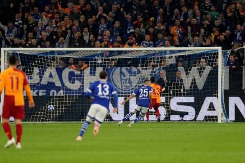 The goal to 1 0 by Guido Burgstaller FC Schalke 04 at the Champions League game season 2018 19 FC Schalke 04 Galatasaray Istanbul Copyright Thomas Pakusch Copyright: Thomas Pakusch