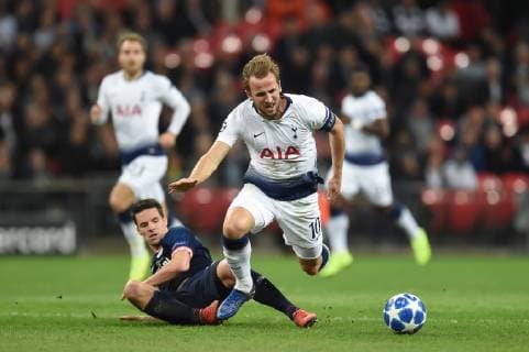 Tottenham Hotspur v PSV Eindhoven UEFA Champions League Harry Kane of Tottenham Hotspur is brought down by Nick Viergever of PSV Eindhoven during the UEFA Champions League match at Wembley Stadium, London Content Not Available For UK Newspapers Copyright: xMartynxHaworthx FIL-12502-0031