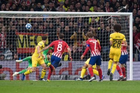 Football Champions League Group Phase 4 Matchday Atletico Madrid Borussia Dortmund on 06 11 2018 at Wanda Metropolitano in Madrid Goal to 1 0 by Saul Niguez Madrid DFL Regulations prohibit any use of photographs as image sequences and or quasi video xMNx