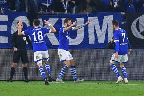 Football Champions League Group Phase 4 Matchday FC Schalke 04 Galatasaray Istanbul on 06 11 2018 in the Veltins Arena in Gelsenkirchen Goal celebration to 2 0 by Mark Uth Schalke DFL Regulations prohibit any use of photographs as image sequences and or quasi video xRx