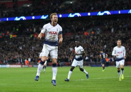 Harry Kane of Tottenham celebrates scoring the second goal during the UEFA Champions league Group B match at Wembley Stadium, London. Picture date 6th November 2018. Picture credit should read: Nigel French Sportimage EDITORIAL USE ONLY. No use with unauthorised audio, video, data, fixture lists, club league logos or live services. Online in-match use limited to 120 images, no video emulation. No use in betting, games or single club league player publications.
