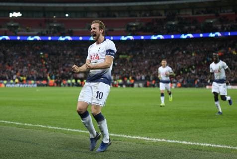 Harry Kane of Tottenham heads the second goal during the UEFA Champions league Group B match at Wembley Stadium, London. Picture date 6th November 2018. Picture credit should read: Nigel French Sportimage EDITORIAL USE ONLY. No use with unauthorised audio, video, data, fixture lists, club league logos or live services. Online in-match use limited to 120 images, no video emulation. No use in betting, games or single club league player publications.