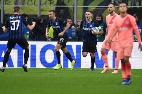 Fußball, CL, Inter Mailand - FC Barcelona Mauro Icardi of Internazionale celebrates after scoring goal of 1-1 during the Uefa Champions League 2018 2019 Group B football match between Internazionale and Barcelona in San Siro stadium, Milano, November, 06, 2018 Foto Andrea Staccioli Insidefoto andreaxstaccioli