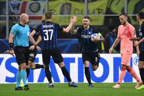 Fußball, CL, Inter Mailand - FC Barcelona Mauro Icardi of Internazionale celebrates after scoring goal of 1-1 during the Uefa Champions League 2018 2019 Group B football match between Internazionale and Barcelona in San Siro stadium, Milano, November, 06, 2018 Foto Andrea Staccioli Insidefoto andreaxstaccioli