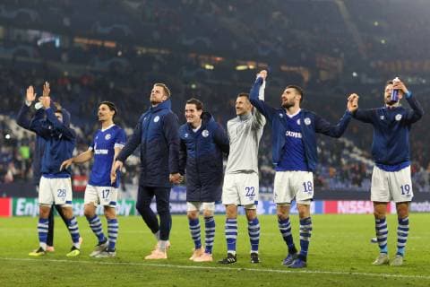 06 11 2018 Football Season 2018 2019 Champions League 4 Matchday FC Schalke 04 Galatasaray Istanbul v l Benjamin STAMBOULI FC Schalke 04 Ralf Fährmann FC Schalke 04 Sebastian Rudy FC Schalke 04 Steven Skrzybski FC Schalke 04 Daniel CALIGIURI FC Schalke 04 Gelsenkirchen Veltins Arena Germany