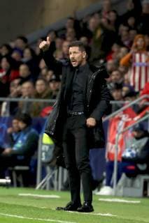 Atletico de Madrid s head coach Diego Simeone during the Champions League group A soccer match between Atletico Madrid and Borussia Dormund at Wanda Metropolitano stadium in Madrid, Spain, 6 November 2018. Atletico Madrid vs Borussia Dortmund !ACHTUNG: NUR REDAKTIONELLE NUTZUNG!  Copyright: xKikoxHuescax GRAF3158 20181106-636771425348737523