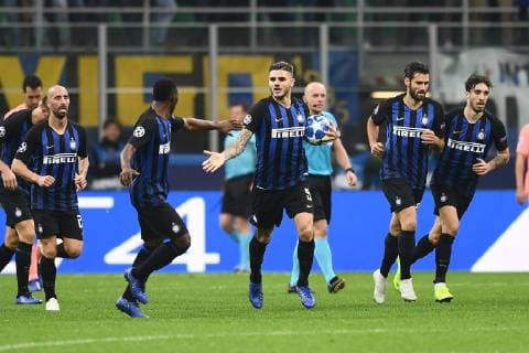 Fußball, CL, Inter Mailand - FC Barcelona Mg Milano 06 11 2018 - Champions League Inter-Barcellona foto Matteo Gribaudi Image nella foto: esultanza gol Mauro Icardi 