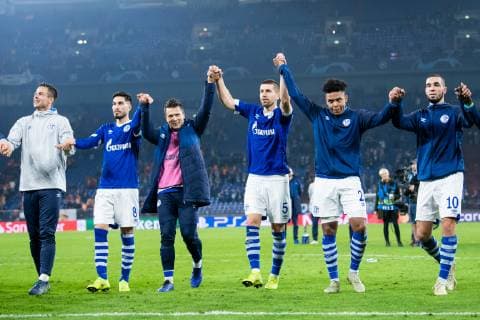 06 11 2018 xkvx Football UEFA Champions League FC Schalke 04 Galatasaray Istanbul emspor v l FC Schalke 04 Players celebrate victory Suat Serdar S04 Schalke 04 Matija Nastasic S04 Schalke 04 Weston McKennie S04 Schalke 04 Nabil Bentaleb S04 Schalke 04 DFL DFB REGULATIONS PROHIBIT ANY USE OF PHOTOGRAPHS as IMAGE SEQUENCES and or QUASI VIDEO Gelsenkirchen