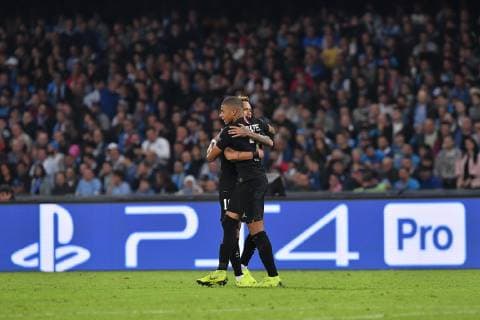 Fußball, CL, SSC Neapel - Paris St. Germain Photo Cafaro LaPresse November 6, 2018 Naples, Italy soccer SSC Napoli vs Paris Saint-Germain - UEFA Champions League 2018 19 season Group C matchday 4 - San Paolo stadium. In the pic: Juan Bernat (Paris Saint-Germain) celebrates after scoring the 0-1 goal.  Copyright: xCafaro LaPressex