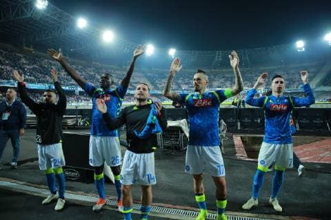 Esultanza a fine partita Lorenzo Insigne Napoli Kalidou Koulibaly Napoli Dries Mertens Napoli Marek Hamsik Napoli Jose Maria Callejon Napoli celebrates at the end of the match Napoli 06-11-2018 Stadio San Paolo Football Calcio UEFA Champions League 2018 2019 Group C Napoli - Paris Saint Germain Foto Cesare Purini Insidefoto cesarexpurini