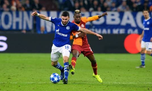 Football UEFA Champions League Men Season 2018 2019 Group D 4 Matchday VELTINS Arena Gelsenkirchen FC Schalke 04 S04 blue Galatasaray Istanbul red 2 0 Daniel Caligiuri S04 Henry Onyekuru GAL Action DFL REGULATIONS PROHIBIT ANY USE OF PHOTOGRAPHS AS IMAGE SEQUENCES AND OR QUASI VIDEO