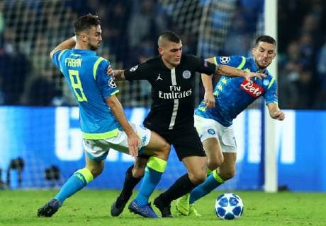 November 6, 2018 - Naples, Italy - SSC Napoli - Paris Saint-Germain : UEFA Champions League Group C .Marco Verratti of Paris Saint-Germain in action between Fabian Ruiz and Dries Mertens of Napoli at San Paolo Stadium in Naples, Italy on November 6, 2018. SSC Napoli v Paris Saint-Germain - UEFA Champions League Group C  - ZUMAn230 20181106_zaa_n230_472 Copyright: xMatteoxCiambellix