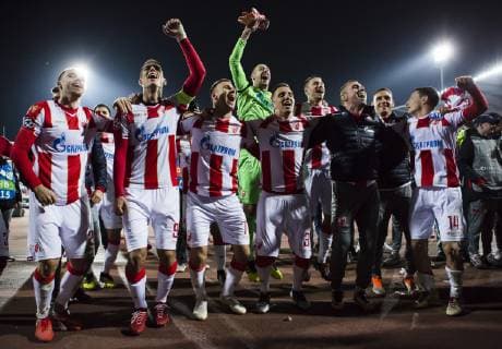 Sport Bilder des Tages 6th November 2018, Rajko Mitic Stadium, Belgrade, Serbia; UEFA Champions League football, Red Star Belgrade versus Liverpool; The players of Red Star Belgrade celebrate their victory  ActionPlus12077031 NikolaxKrstic