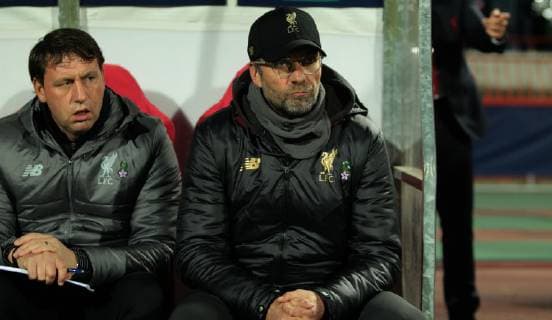 Sport Bilder des Tages 06.11.2018 Belgrade(Serbia) FK Crvena Zvezda(Red Star)-FC Liverpool Champions League men s football Jürgen Klopp(R)FC Liverpool coach, Peter Krawietz(L) assistant coach : 