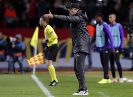 Sport Bilder des Tages (181107) -- BELGRADE, Nov. 7, 2018 -- Liverpool s manager Jurgen Klopp gestures during UEFA Champions League group C football match between Crvena Zvezda and Liverpool in Belgrade, Serbia on Nov. 6, 2018. Crvena Zvezda won 2-0. ) (SP)SERBIA-BELGRADE-FOOTBALL-UEFA-CRVENA ZVEZDA VS LIVERPOOL PredragxMilosavljevic 
