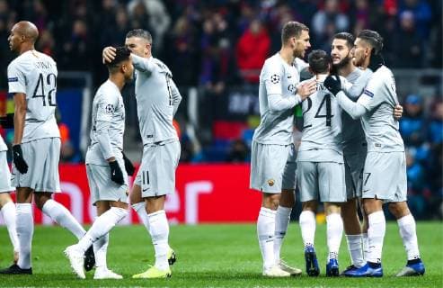 MOSCOW, RUSSIA â€“ NOVEMBER 7, 2018: AS Roma players celebrate scoring against CSKA Moscow in their 2018 19 UEFA Champions League Group G Round 4 football match at Luzhniki Stadium. Valery Sharifulin TASS  TS09698E
