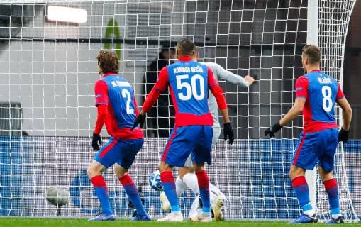MOSCOW, RUSSIA â€“ NOVEMBER 7, 2018: A goal scored against CSKA Moscow in their 2018 19 UEFA Champions League Group G Round 4 football match against AS Roma at Luzhniki Stadium. Mikhail Japaridze TASS  TS096992