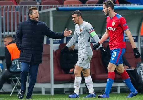MOSCOW, RUSSIA â€“ NOVEMBER 7, 2018: AS Roma head coach Eusebio di Francesco, his player Alessandro Florenzi, and CSKA Moscowâ€™s Nikita Chernov (L-R) in their 2018 19 UEFA Champions League Group G Round 4 football match at Luzhniki Stadium. Mikhail Japaridze TASS  TS0969E8