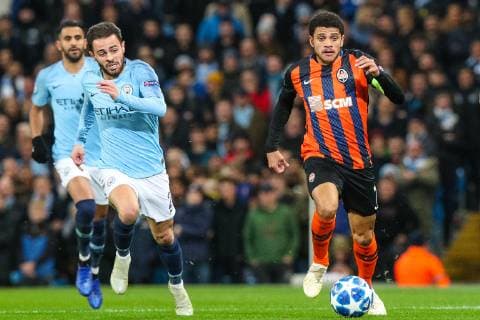 Bernardo Silva of Man City and Taison of Shakhtar Donetsk during the UEFA Champions League group match between Manchester City and Shakhtar Donetsk at the Etihad Stadium, Manchester, England on 7 November 2018. Copyright: xPRiMExMediaxImagesx PMI-2381-0003