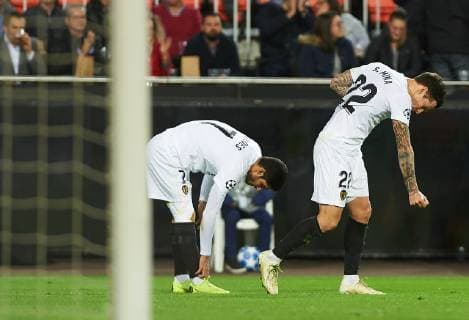 November 7, 2018 - Valencia, Valencia, Spain - Santi Mina of Valencia CF celebrates a goal during the UEFA Champions League group H match between Valencia FC and Young Boys at Mestalla Stadium on November 7, 2018 in Valencia, Spain Valencia v Young Boys - Uefa Champions League  - ZUMAn230 20181107_zaa_n230_455 Copyright: xMariaxJosexSegoviax