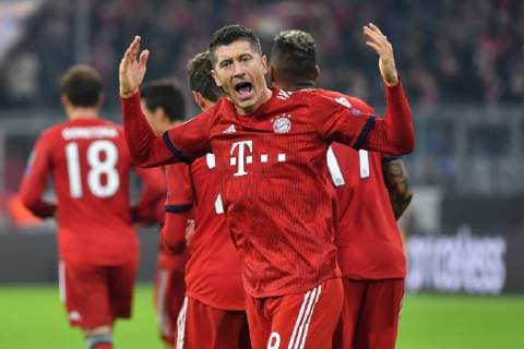 Goal cheers Robert LEWANDOWSKI Bayern Muenchen after goal to 1 0 action cheers joy enthusiasm FC Bayern Muenchen M AEK Athens FC Athens Champions League Group E on 07 11 2018 A L L I A N Z A R E N A DFL REGULATIONS PROHIBIT ANY USE OF PHOTOGRAPHS AS IMAGE SEQUENCES AND OR QUASI VIDEO